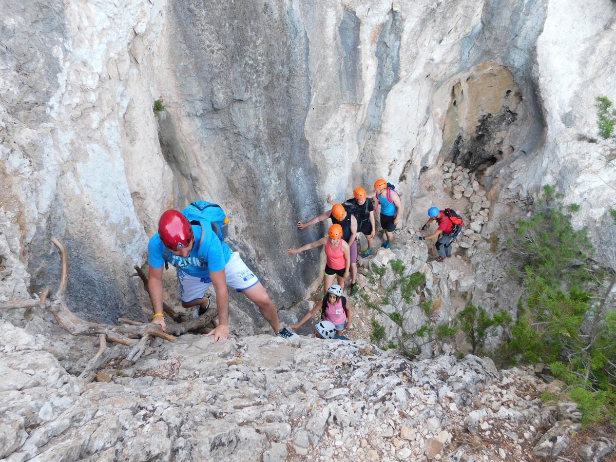 Trekking EE Tavolara Senza Corde Scala e Fuste